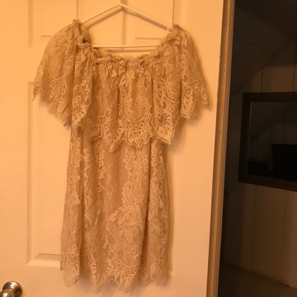Anthropologie (BHLDN) lace dress/loungewear - Picture 3 of 4